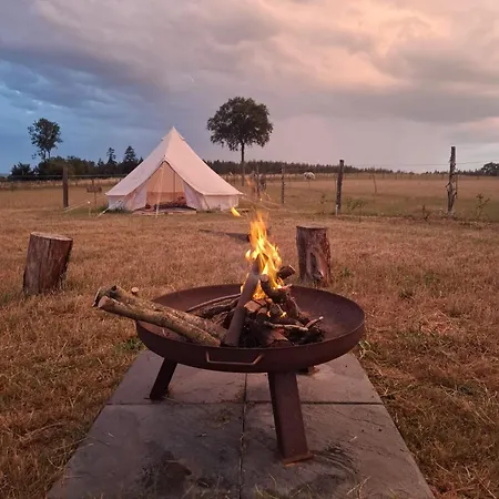 Роскошный шатер Le Tipi Des Grandes Plaines *